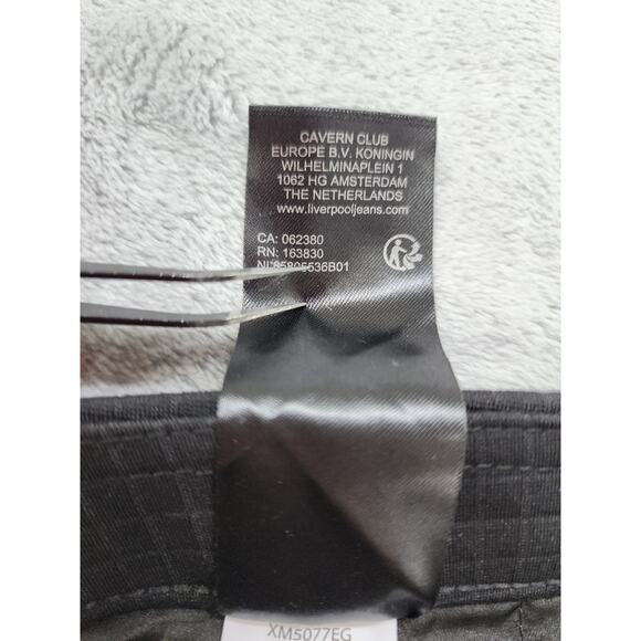 NEW Liverpool Tyler Straight Leg Textured Knit Trouser Pants Size 33/16 Black - Picture 8 of 14